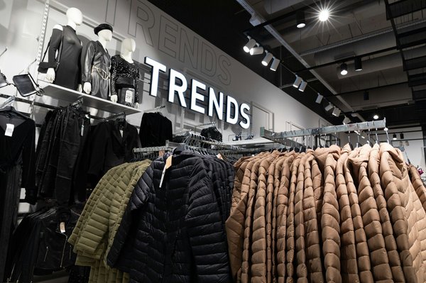 Vêtement de mode pour femme et homme : les tendances incontournables